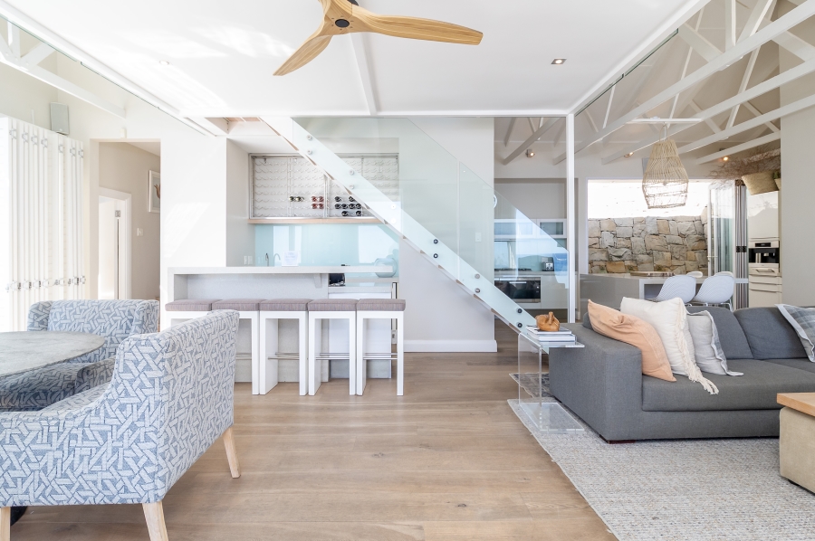 4 Bedroom Property for Sale in Clifton Western Cape